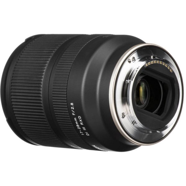 Tamron-17-28mm-f-2.8-Di-III-RXD-Lens-for-Sony-E-4